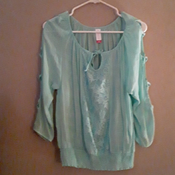 Blouse - Picture 1 of 1